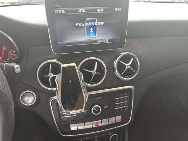Mercedes-Benz GLA 2018, 85000 км, за 12229 USD - фото 16