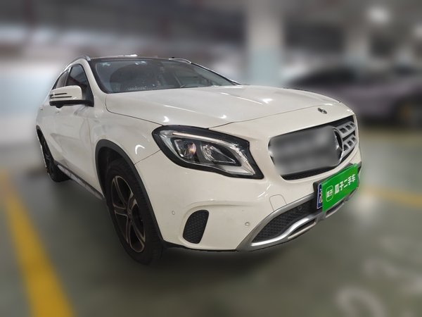 Mercedes-Benz GLA 2018, 83800 км, за 10692 USD