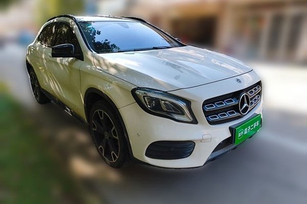 Mercedes-Benz GLA 2018, 84900 км, за 12801 USD