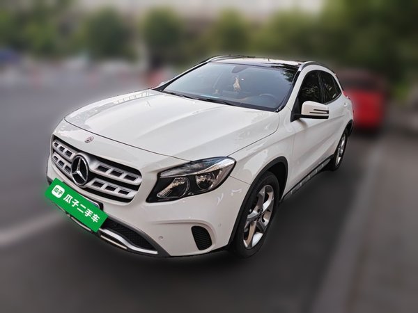 Mercedes-Benz GLA · 2019 год
