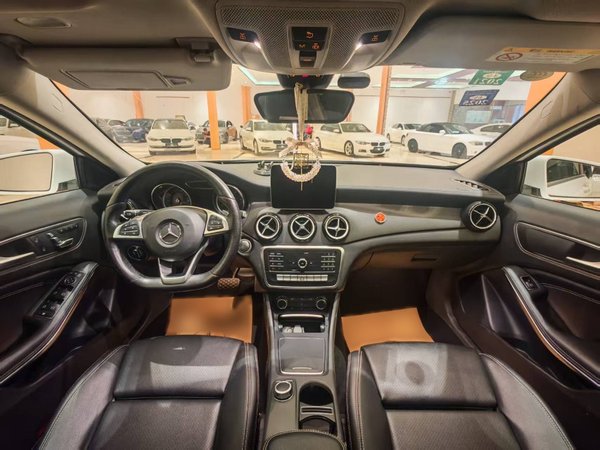 Mercedes-Benz GLA 2019 GLA 200 Fashion Model, 2019 года