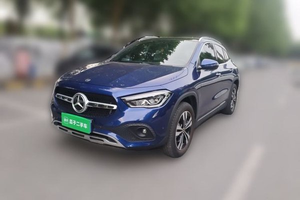 Mercedes-Benz GLA · 2020 год