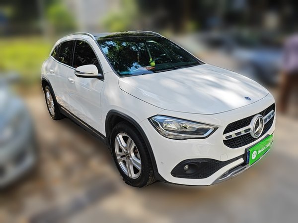 Mercedes-Benz GLA 2020 GLA 180, 2020 года