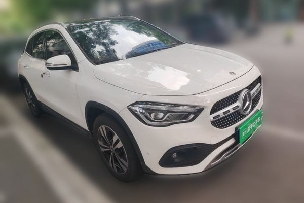 Mercedes-Benz GLA 2020, 67200 км, за 15202 USD