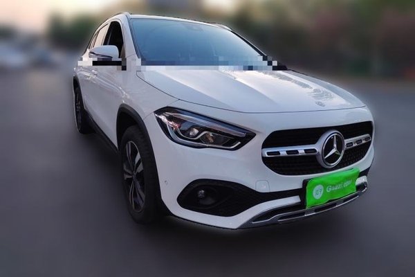 Mercedes-Benz GLA 2022, 38000 км, за 21672 USD
