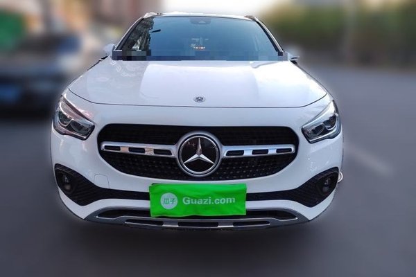 Mercedes-Benz GLA 2022, 38000 км, за 21672 USD