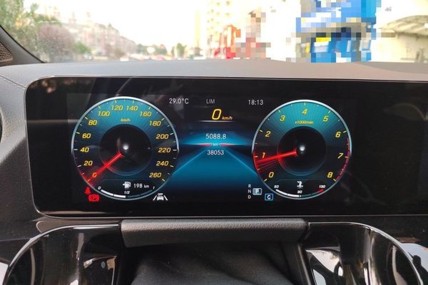 Mercedes-Benz GLA 2022, 38000 км, за 21672 USD - фото 12