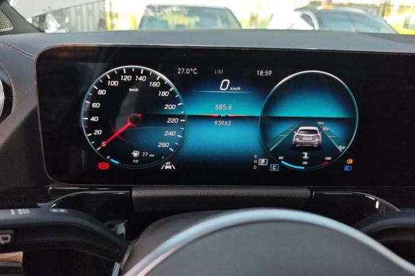 Mercedes-Benz GLA 2022, 93900 км, за 19658 USD - фото 15