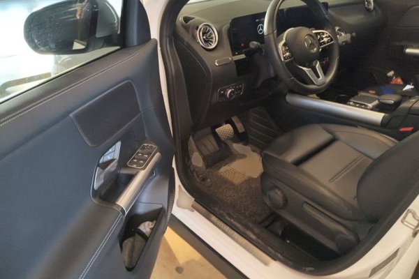Mercedes-Benz GLA 2022, 33200 км, за 20451 USD - фото 17