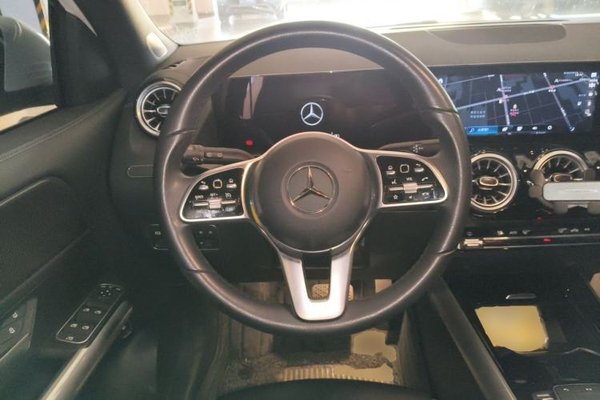 Mercedes-Benz GLA 2022, 33200 км, за 20451 USD - фото 11