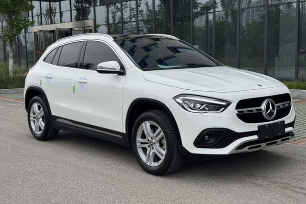 Mercedes-Benz GLA 2023, 38300 км, за 22063 USD