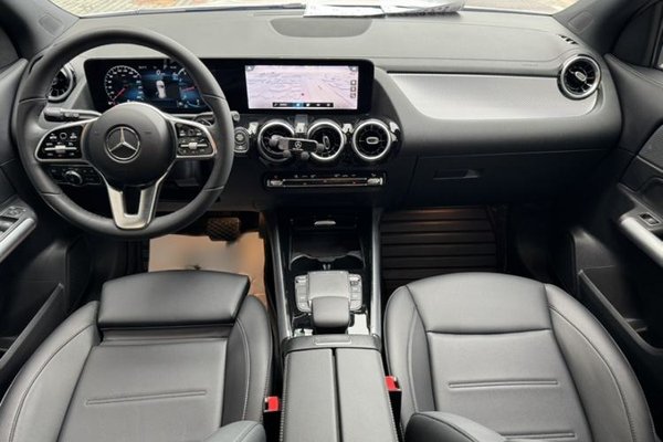 Mercedes-Benz GLA 2023, 38300 км, за 22063 USD - фото 9