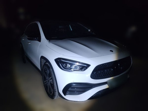 Mercedes-Benz GLA 2023, 18700 км, за 26578 USD - фото 7