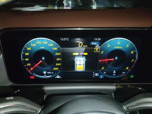 Mercedes-Benz GLA 2023, 18700 км, за 26578 USD - фото 11