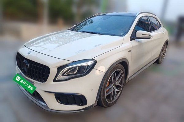 Mercedes-Benz GLA AMG · 2017 год