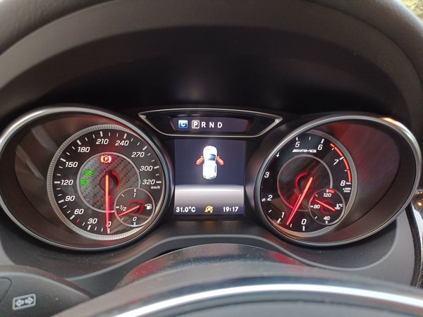 Mercedes-Benz GLA AMG 2017, 53500 км, за 9999999 USD - фото 12