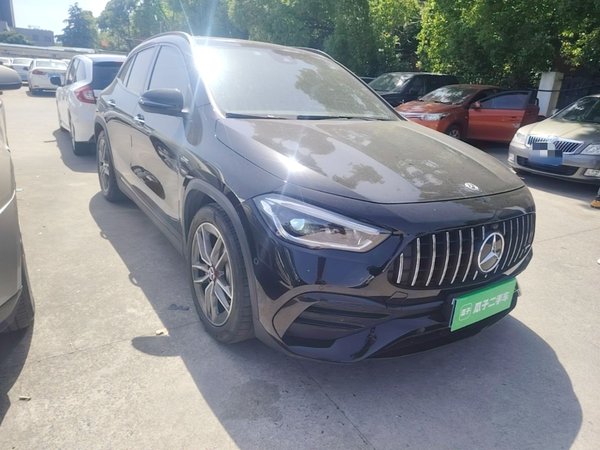 Mercedes-Benz GLA AMG 2022, 55300 км, за 25872 USD