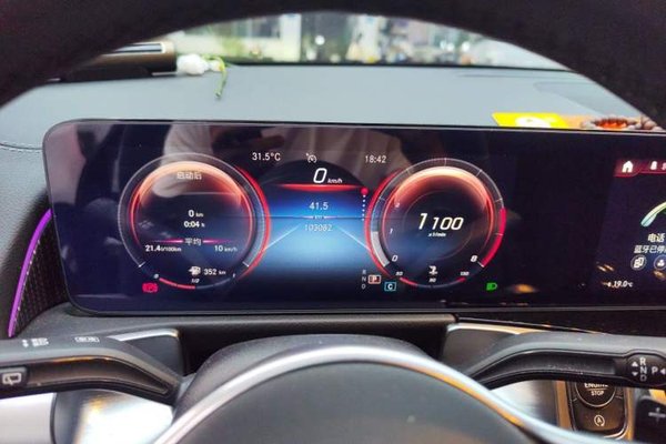 Mercedes-Benz GLB 2021, 103000 км, за 16913 USD - фото 12