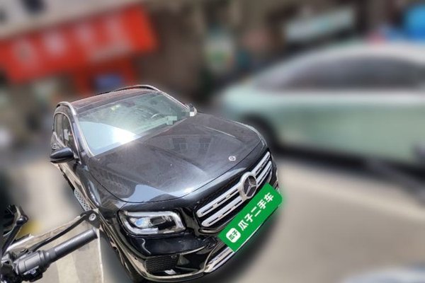 Mercedes-Benz GLB 2021, 53099 км, за 17318 USD