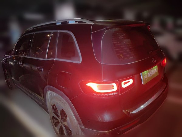 Mercedes-Benz GLB 2021, 84300 км, за 17801 USD