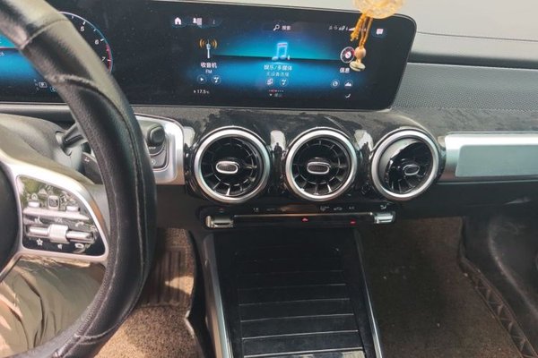 Mercedes-Benz GLB 2021, 53100 км, за 25235 USD - фото 12