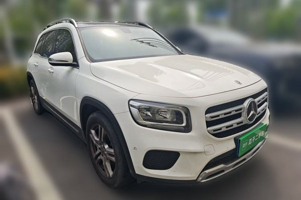 Mercedes-Benz GLB 2021, 53100 км, за 25235 USD