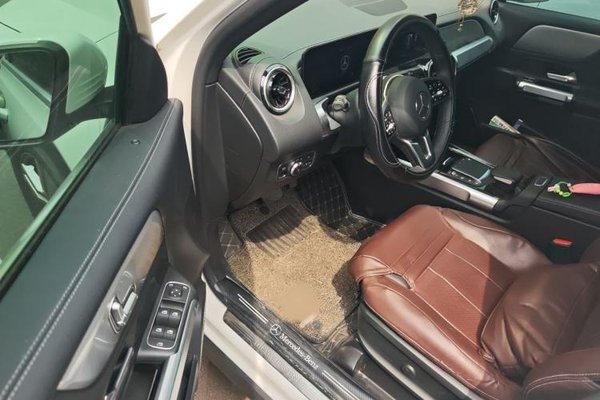 Mercedes-Benz GLB 2021, 53100 км, за 25235 USD - фото 19