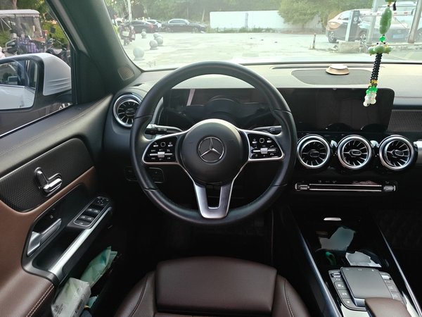Mercedes-Benz GLB 2021, 63700 км, за 21891 USD - фото 11