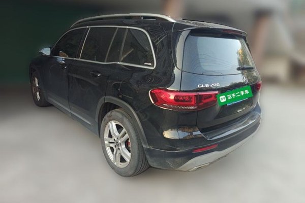 Mercedes-Benz GLB 2022, 71700 км, за 21886 USD