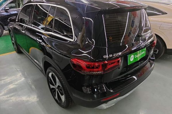 Mercedes-Benz GLB 2022, 79100 км, за 23781 USD