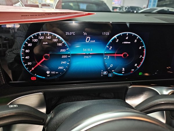 Mercedes-Benz GLB 2022, 29700 км, за 25488 USD - фото 15