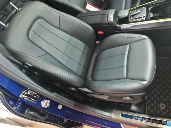 Mercedes-Benz GLB 2022, 29700 км, за 25488 USD - фото 23