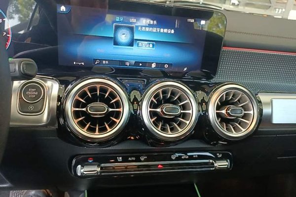 Mercedes-Benz GLB 2023, 25000 км, за 27084 USD - фото 20
