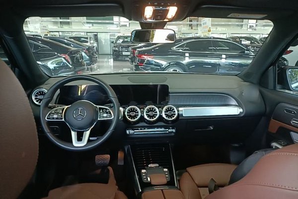 Mercedes-Benz GLB 2023, 25000 км, за 27084 USD - фото 17
