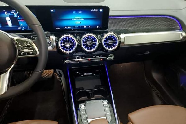 Mercedes-Benz GLB 2023, 64500 км, за 26727 USD - фото 20