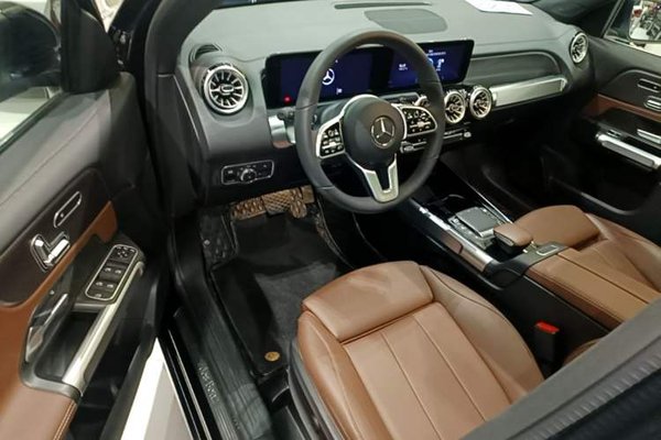 Mercedes-Benz GLB 2023, 64500 км, за 26727 USD - фото 23