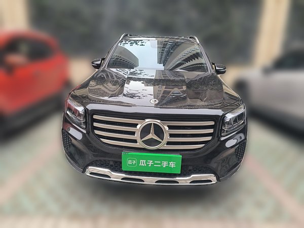 Mercedes-Benz GLB 2024, 12100 км, за 31393 USD