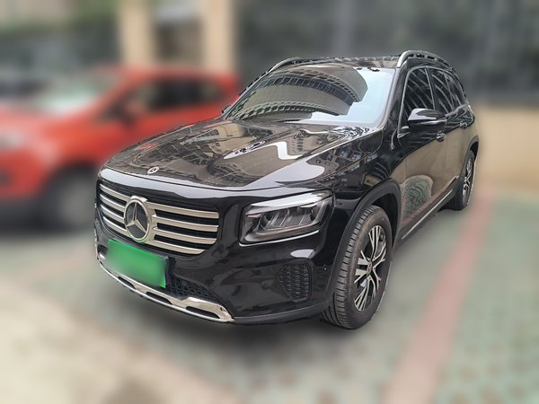 Mercedes-Benz GLB · 2024 год