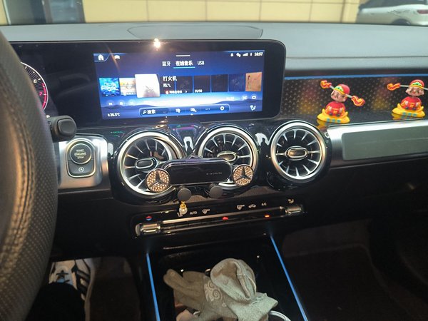 Mercedes-Benz GLB 2024, 12100 км, за 31393 USD - фото 14