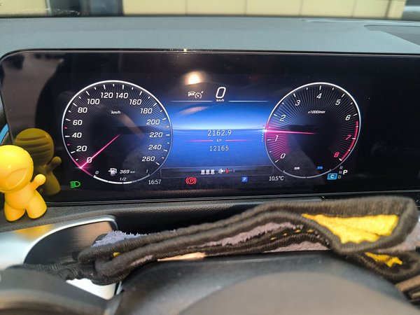 Mercedes-Benz GLB 2024, 12100 км, за 31393 USD - фото 13