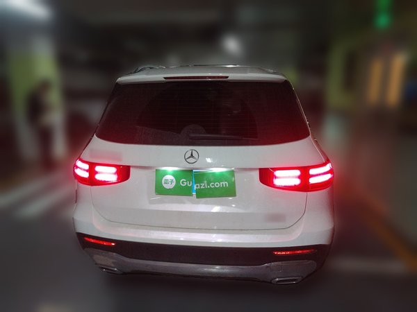 Mercedes-Benz GLB 2024, 23100 км, за 30184 USD - фото 6