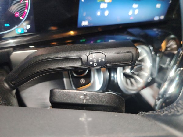 Mercedes-Benz GLB 2024, 23100 км, за 30184 USD - фото 13