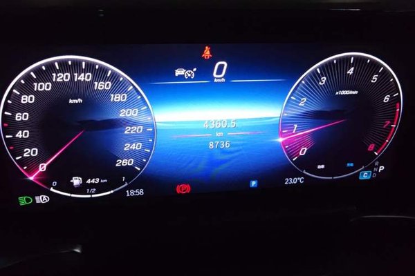 Mercedes-Benz GLB 2025, 8700 км, за 28890 USD - фото 12