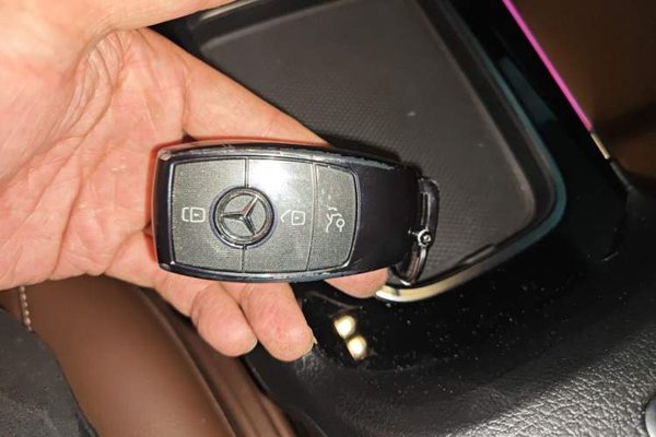 Mercedes-Benz GLB 2025, 8700 км, за 28890 USD - фото 20
