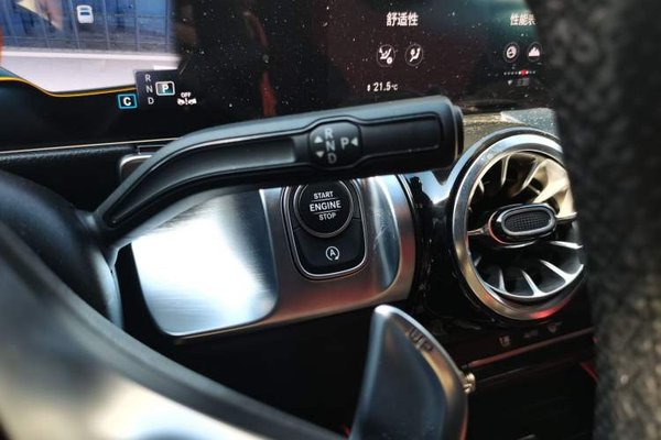 Mercedes-Benz GLB AMG 2023, 45400 км, за 26234 USD - фото 14