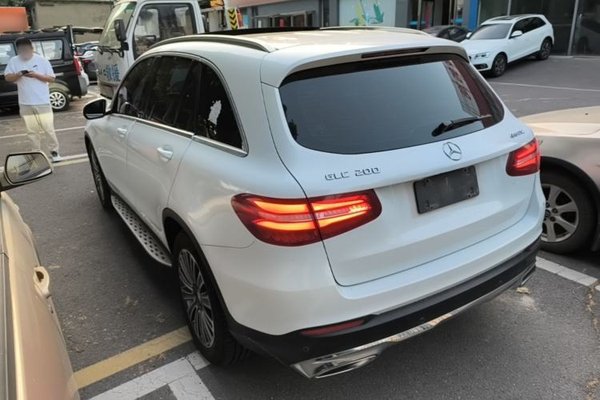 Mercedes-Benz GLC 2016, 106300 км, за 16076 USD