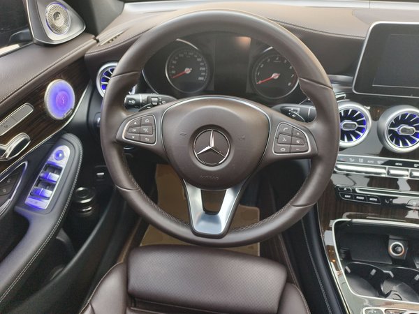 Mercedes-Benz GLC 2017, 29700 км, за 24869 USD - фото 11