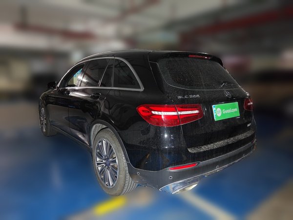 Mercedes-Benz GLC 2017, 98100 км, за 17892 USD