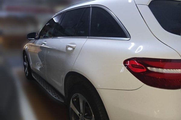 Mercedes-Benz GLC 2017, 83600 км, за 17106 USD