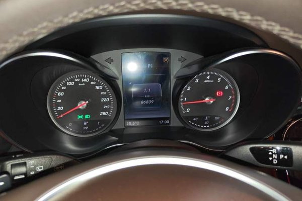 Mercedes-Benz GLC 2017, 86800 км, за 17526 USD - фото 12